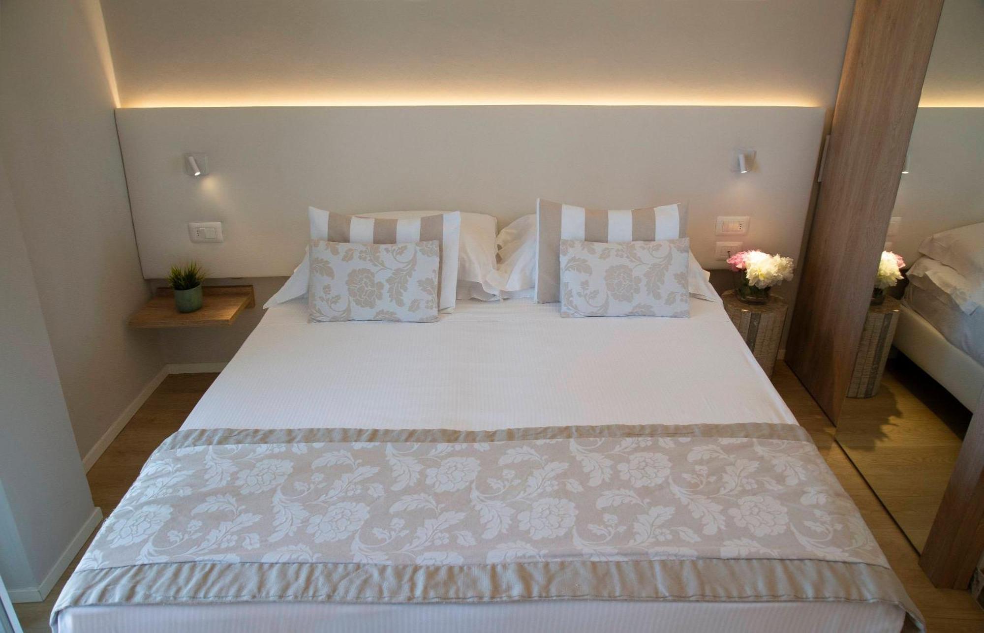 Hotel Mon Cheri Ριτσόνε Δωμάτιο φωτογραφία